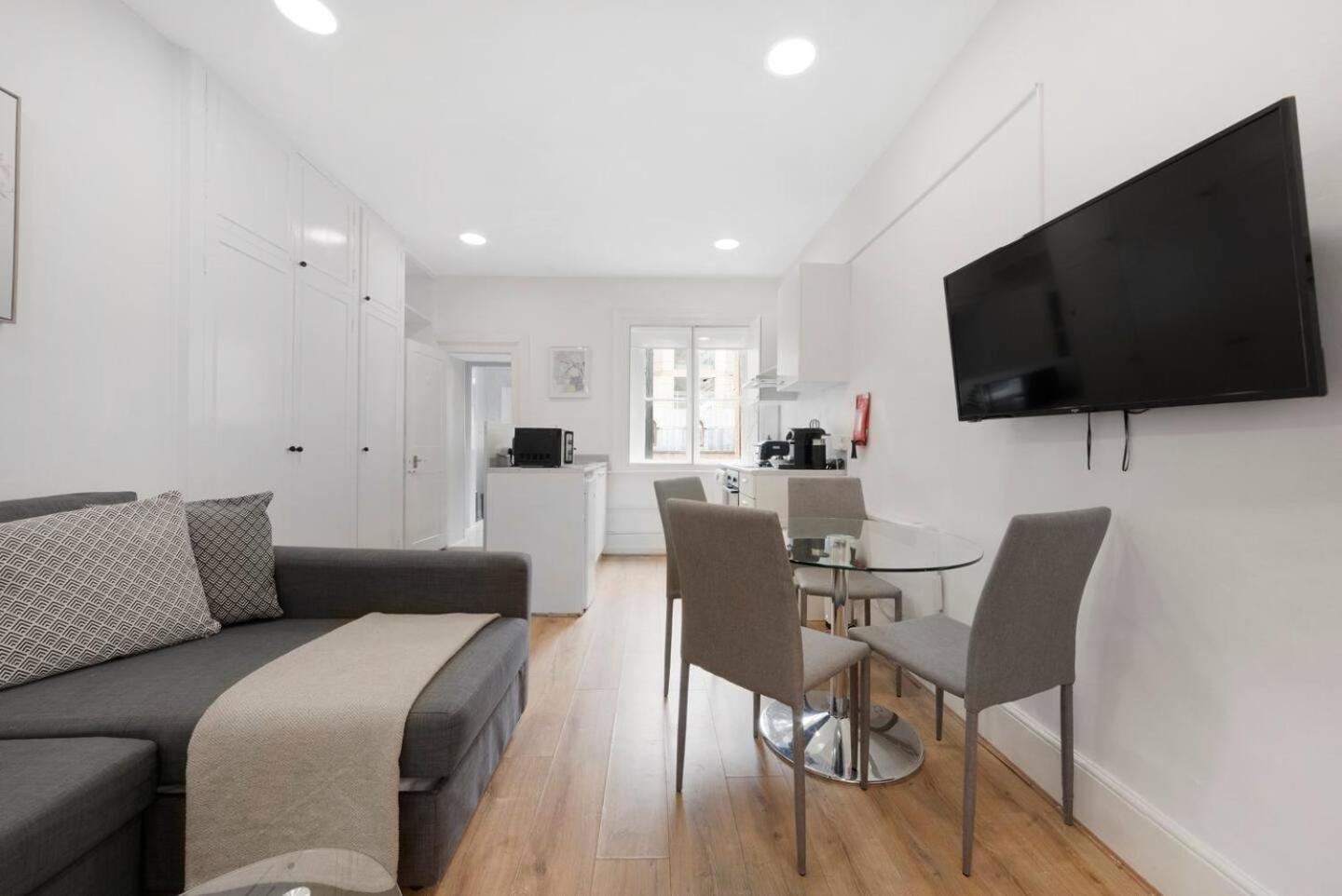 Appartamento 2 Bed Piccadilly 3 *