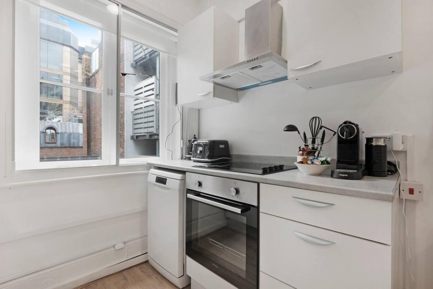 Appartamento 2 Bed Piccadilly 3 Londra
